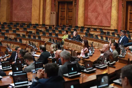 Serbian President dissolves parliament, calls snap elections for Oct 25