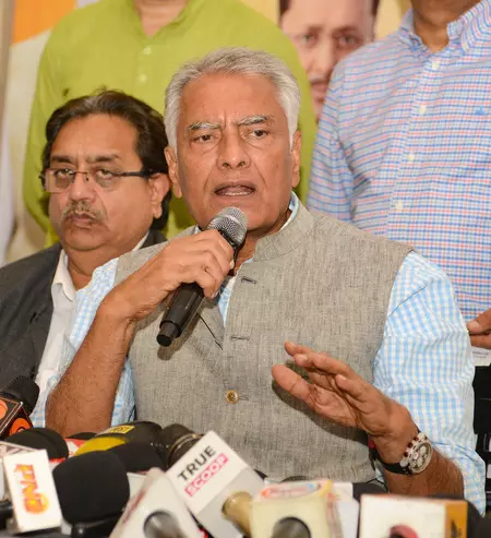 Punjab’s power sector ‘ruined’: BJP leader Jakhar blames AAP govt
