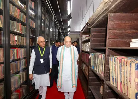 HM Amit Shah opens ‘Ganesh Gyanarthi Exhibition’ organised by Asiatic Society of Mumbai